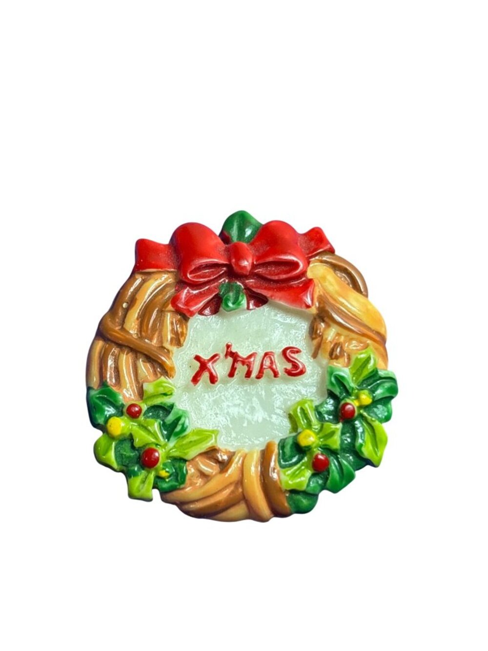 Vintage Plastic Christmas Wreath Brooch Pin Xmas Bow Holly Multicolor 1.5 inch